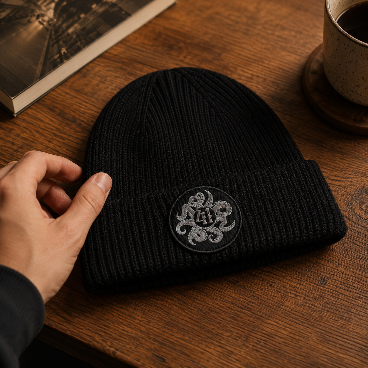 Krake 41 Beanie Kevin Reich X The Squad