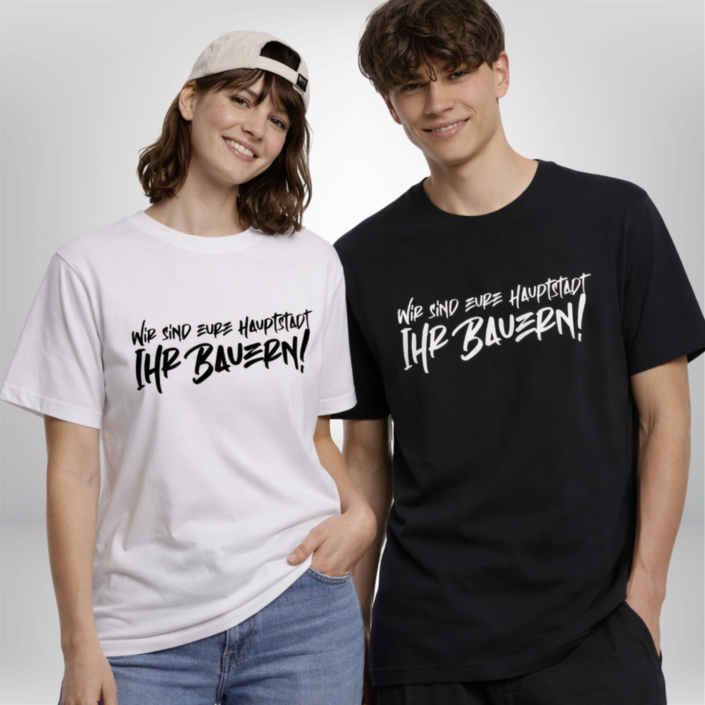 "WIR SIND EURE HAUPTSTADT, IHR BAUERN!!" Broken Sticks X The Squad T-Shirt in 2 Farben